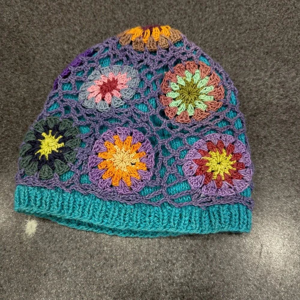Crochet Beanie Unisex OS Multicolor Excellent Boho Granny Square Nepal